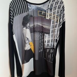 Tricotto Black and White Graphic Long Sleeve Top